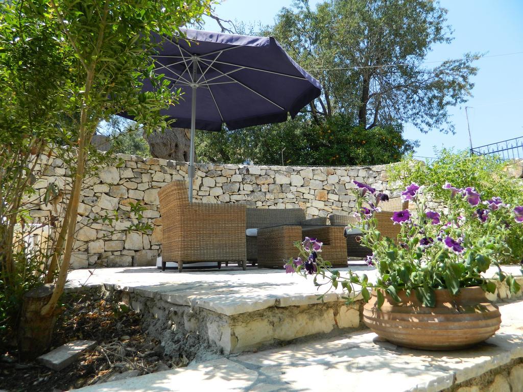 Seven Islands Apartment Gaios Bagian luar foto