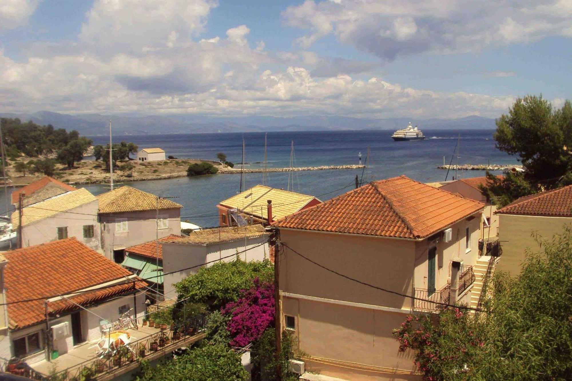 Seven Islands Apartment Gaios Bagian luar foto